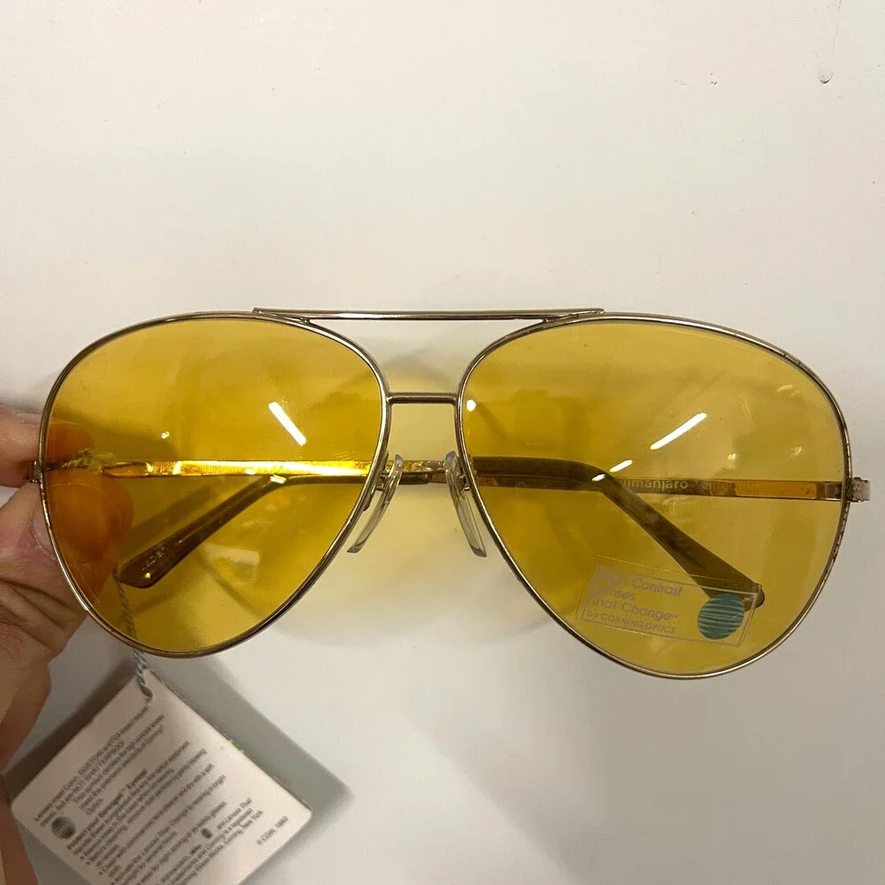 Vintage Serengeti Sunglasses 5129M Mens Gold Aviators Yellow Photochromic Lenses